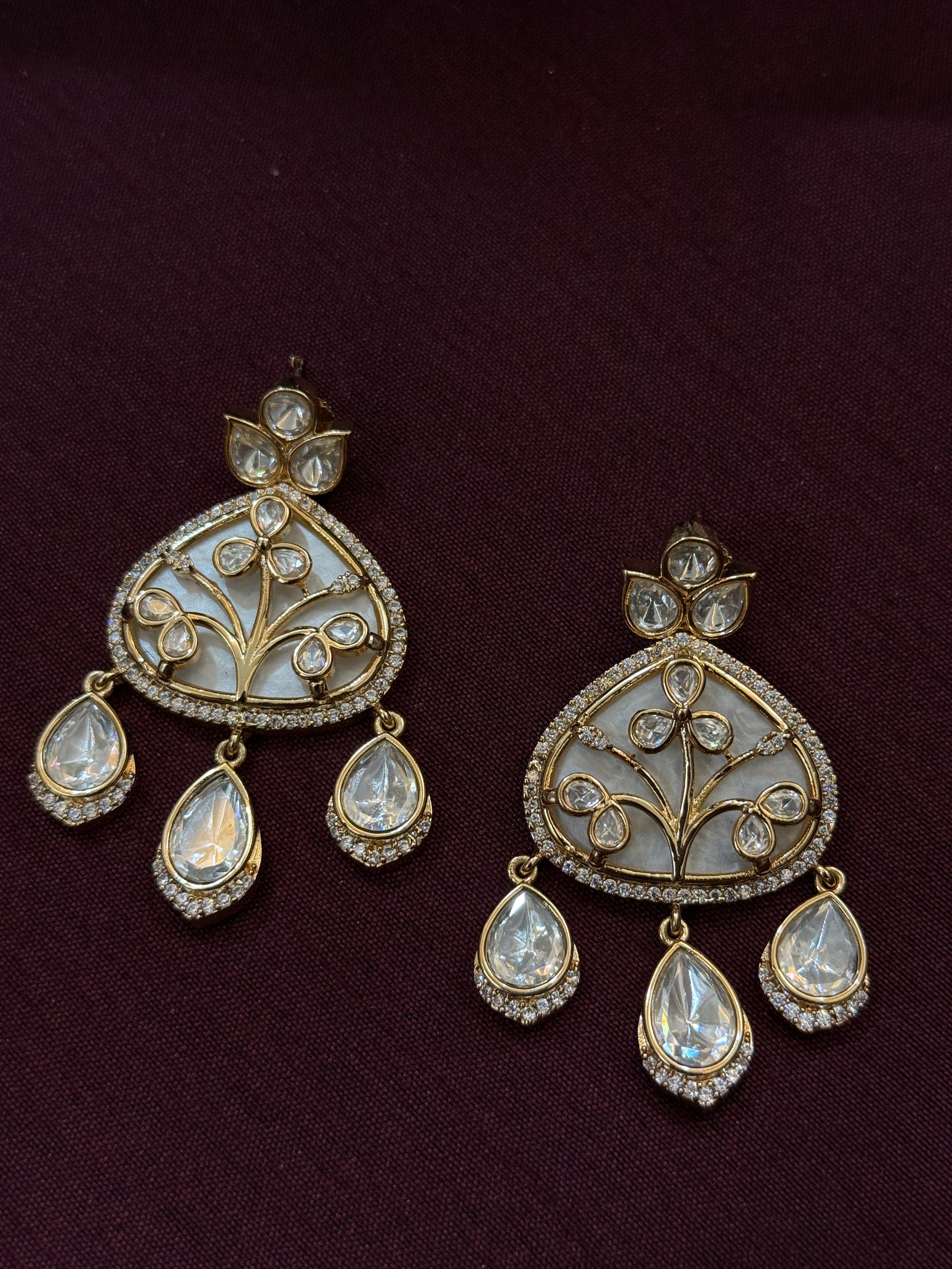 The Mivanaa Regal Kundan Polki Set